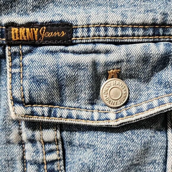 DKNY Jeans Denim Vintage Vest Button Up #C2509-0075 - Picture 5 of 5